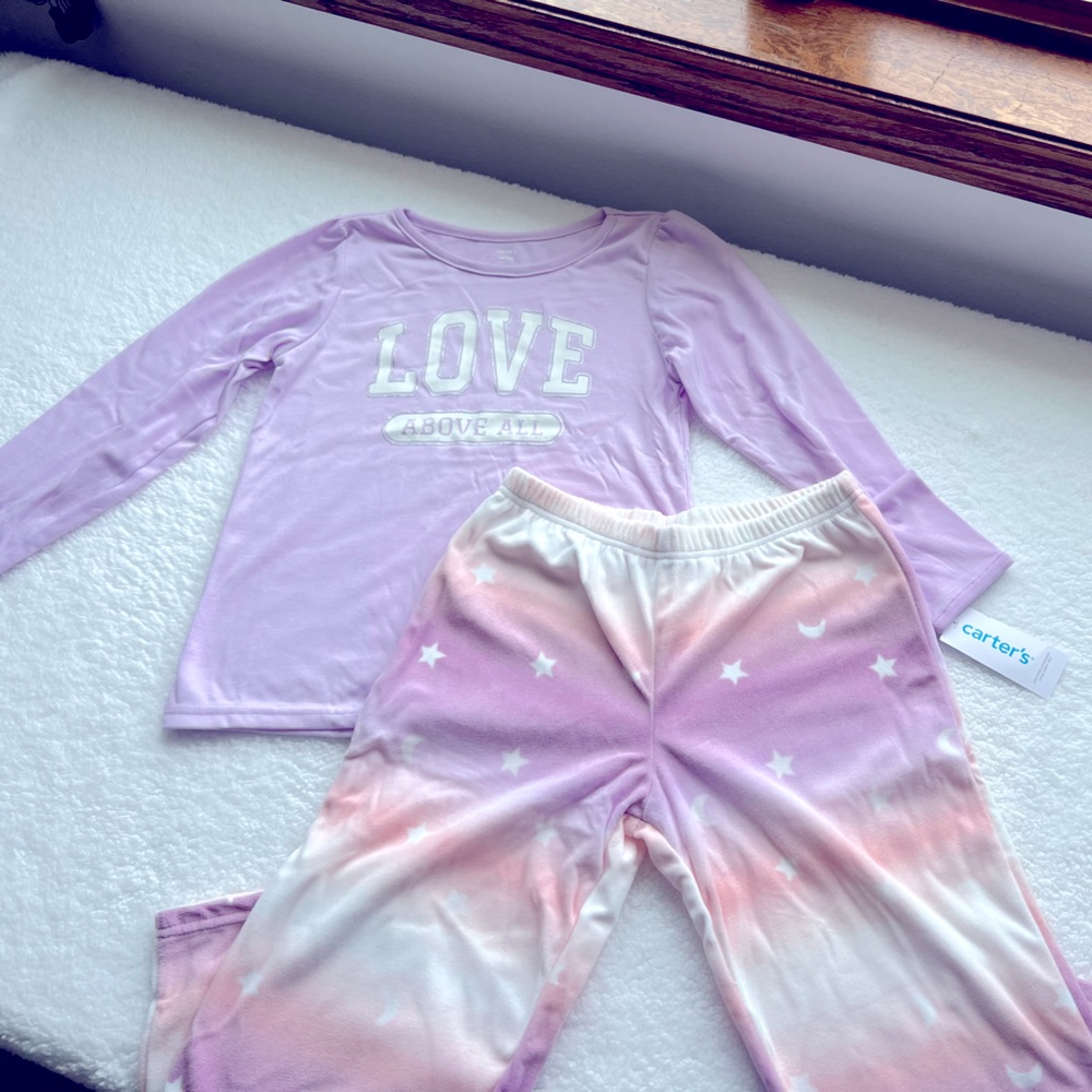 Carter’s girls pajama set. size 7.